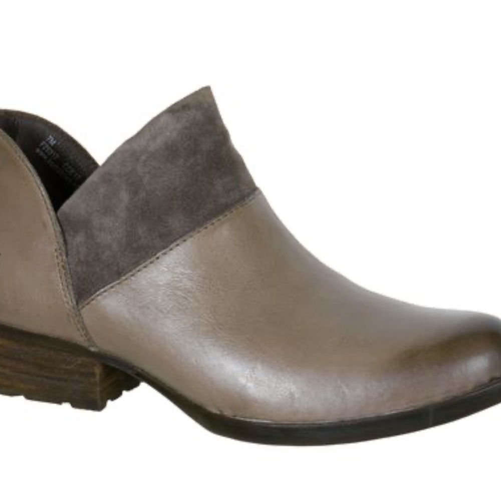 Born Karava Suede Trim & Leather Women's Taupe Brown Ankle boots, size 7